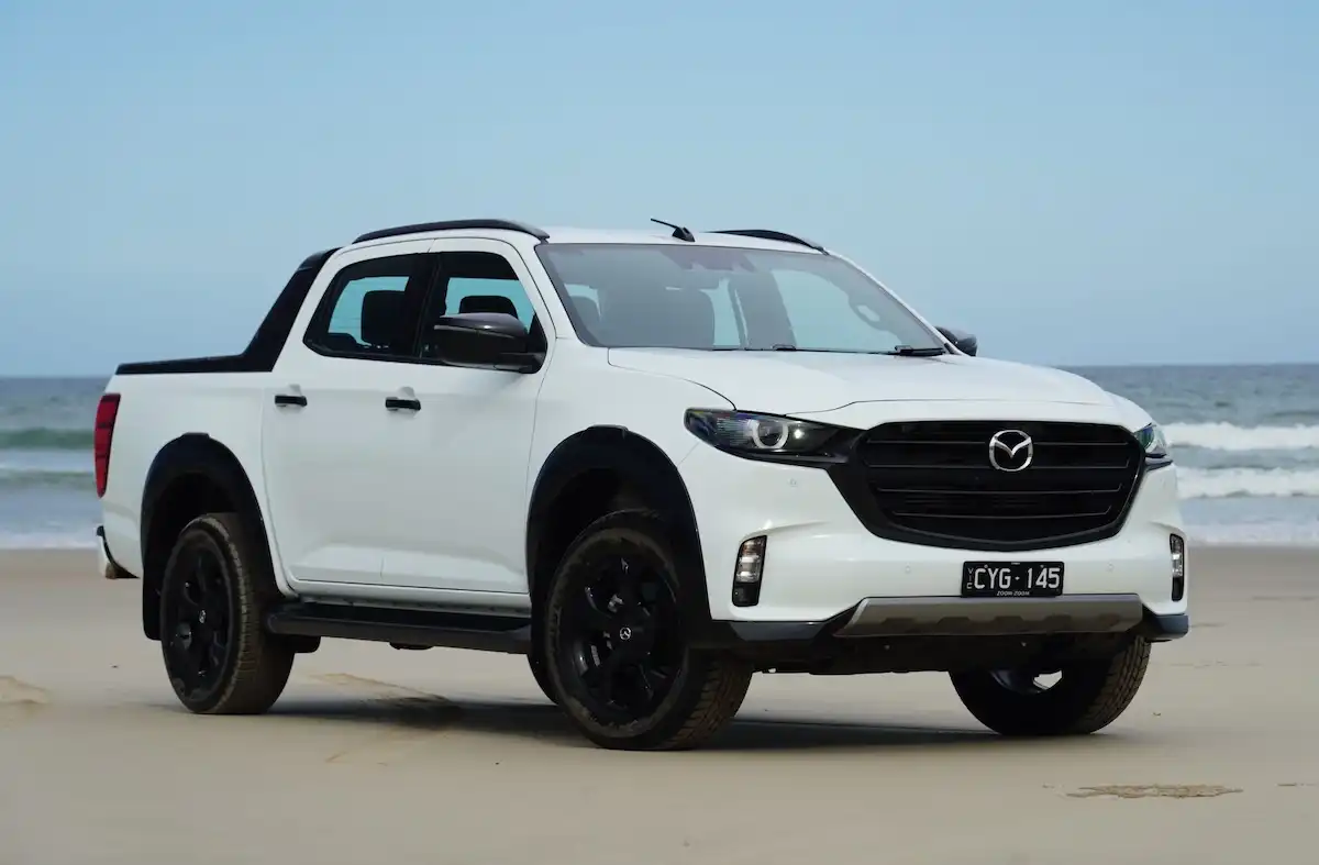 my24 mazda bt-50 sp 4x4 headlights
